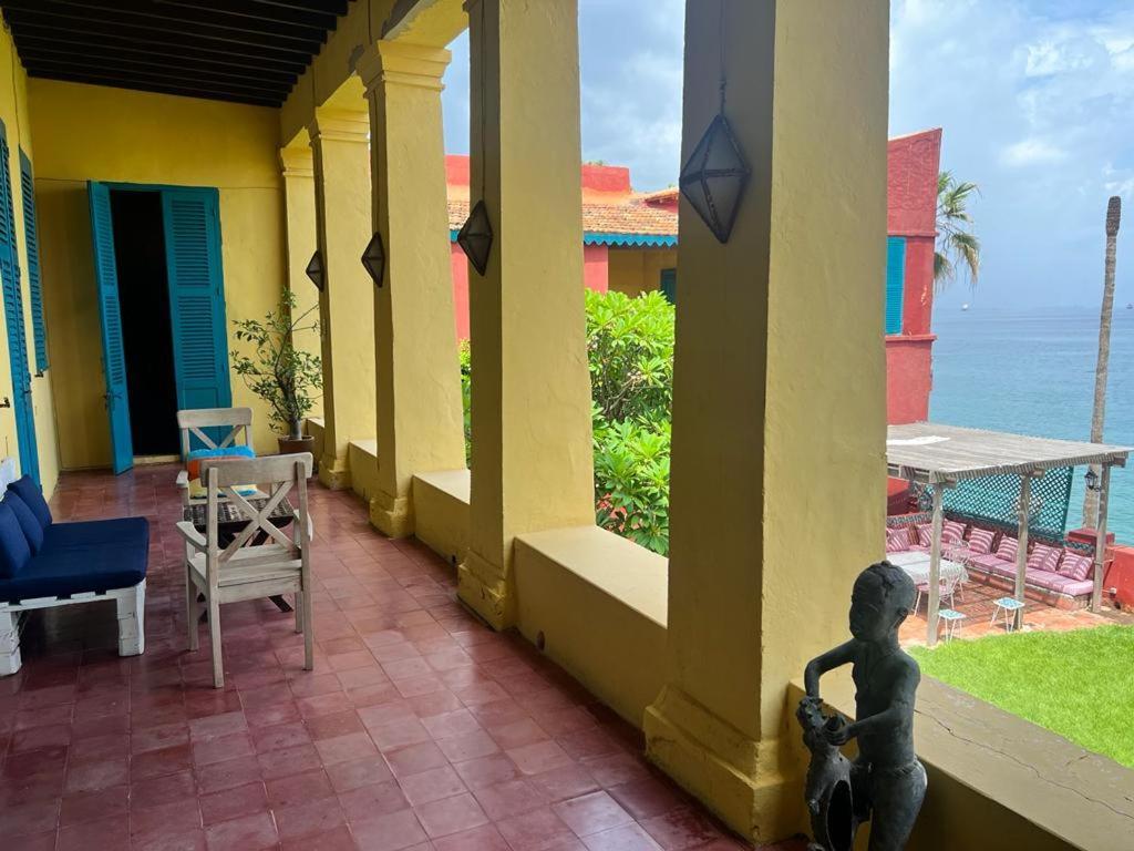 Chez Olivier - Ile De Goree Exterior photo